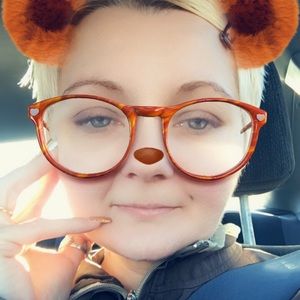 Meet your Posher, Tina